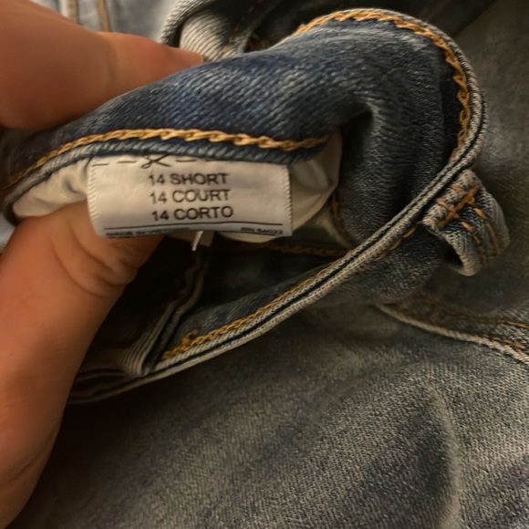 womens jeans - Picture 3 of 3